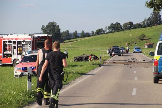 Pkw gegen Baum Aitrang Person verbrennt 29072020 3