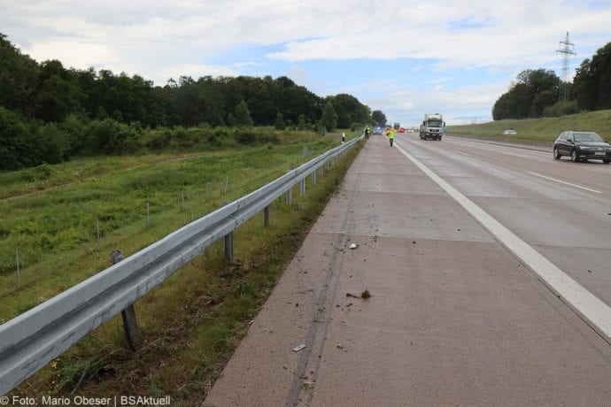 Unfall A8 Polizeifahrzeug Guenzburg Burgau 02072020 6
