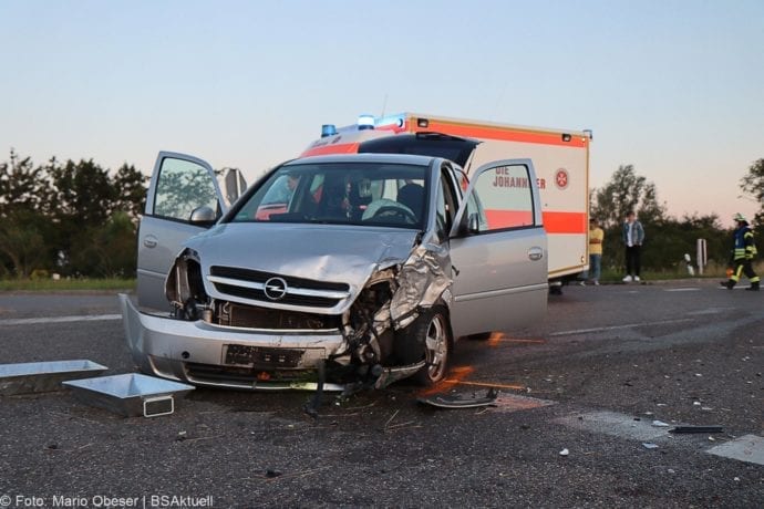 Unfall B16 Gundelfingen-Sued 12072020 20