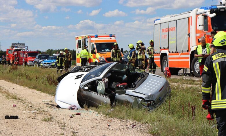 Unfall Cabrio zw Leinheim und Kreisverkehr Limbach 27072020 8