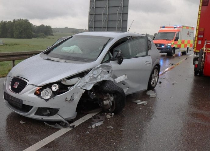 Unfall ST2025 Jettingen-Scheppach Roefingen Auffahrunfall 16072020 1