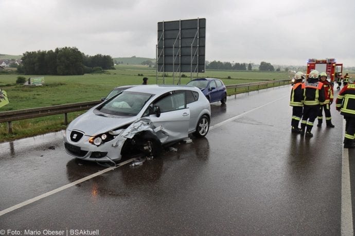Unfall ST2025 Jettingen-Scheppach Roefingen Auffahrunfall 16072020 7