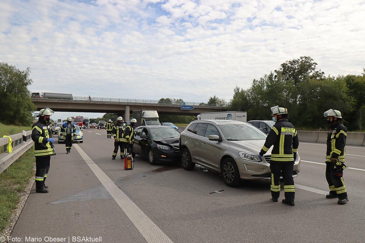 Unfall A8 Anschlussstelle Leipheim 27082020 3