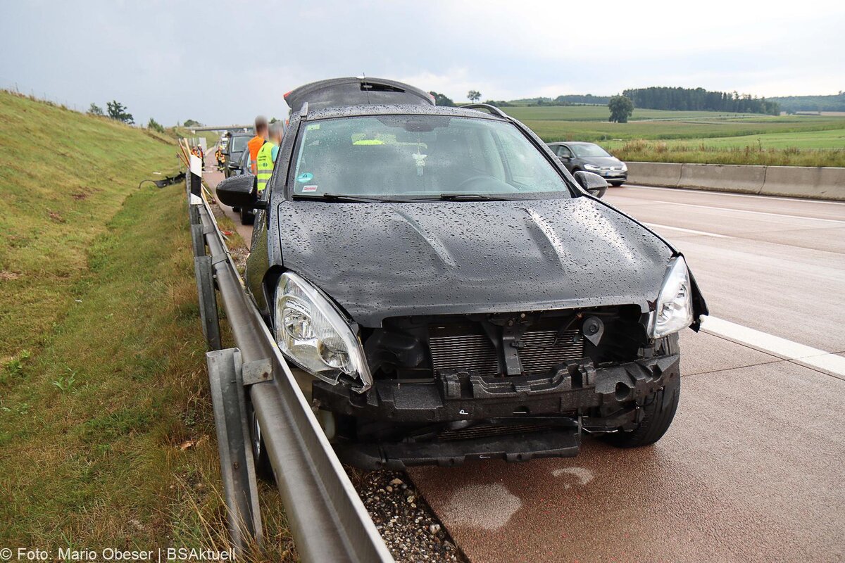 Unfall A8 Burgau Guenzburg Grossanhausen 14082020 9
