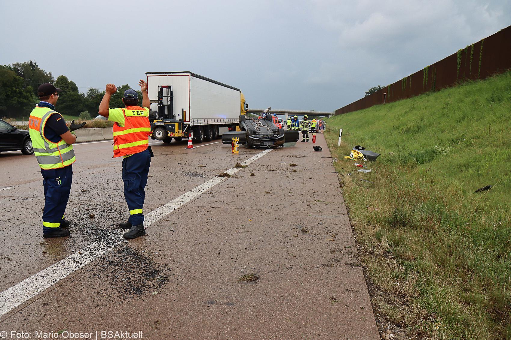 Unfall A8 Guenzburg Burgau Limbach 14082020 11