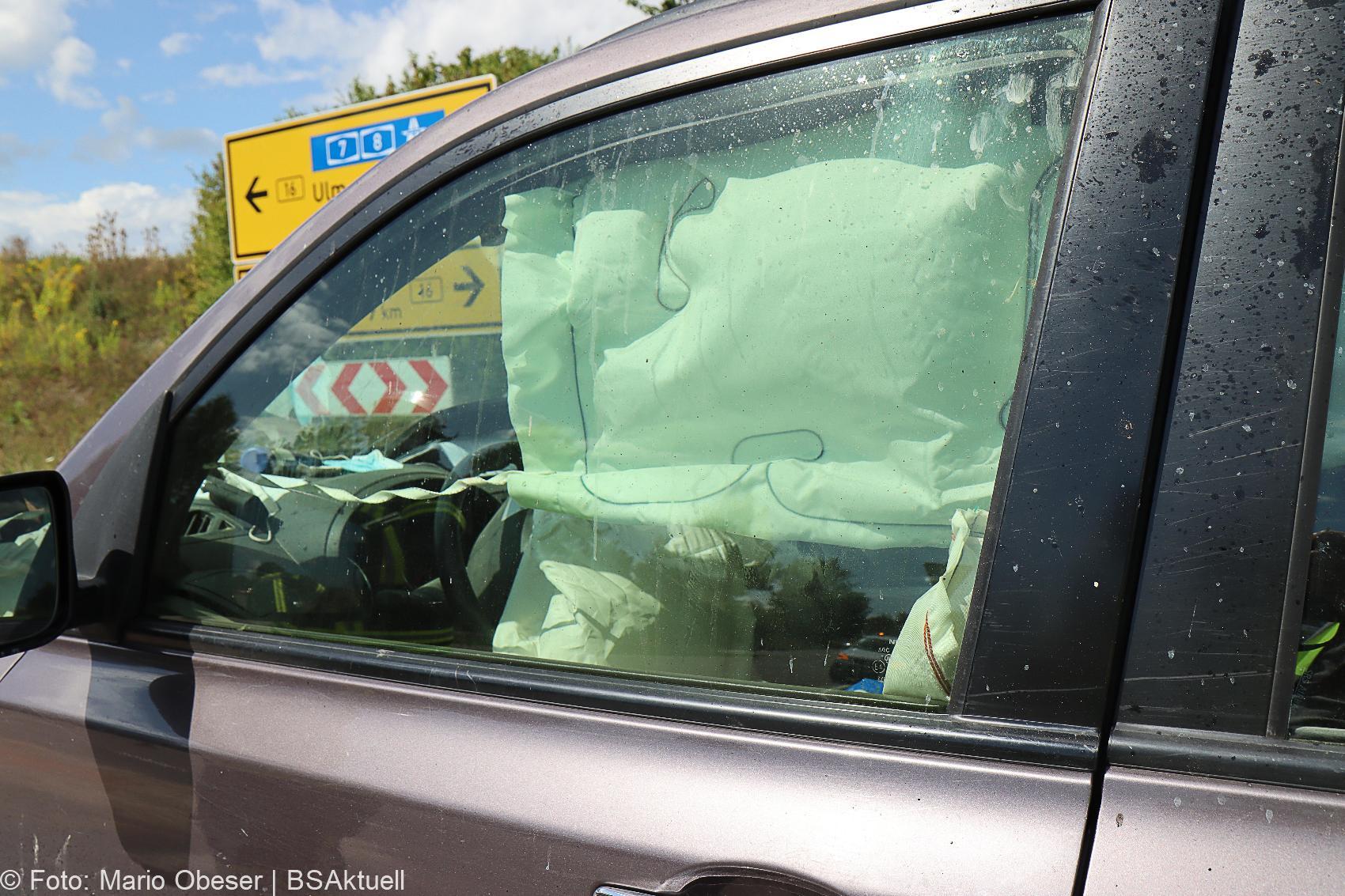 Unfall B16 Lauingen Dillingen 23082020 16