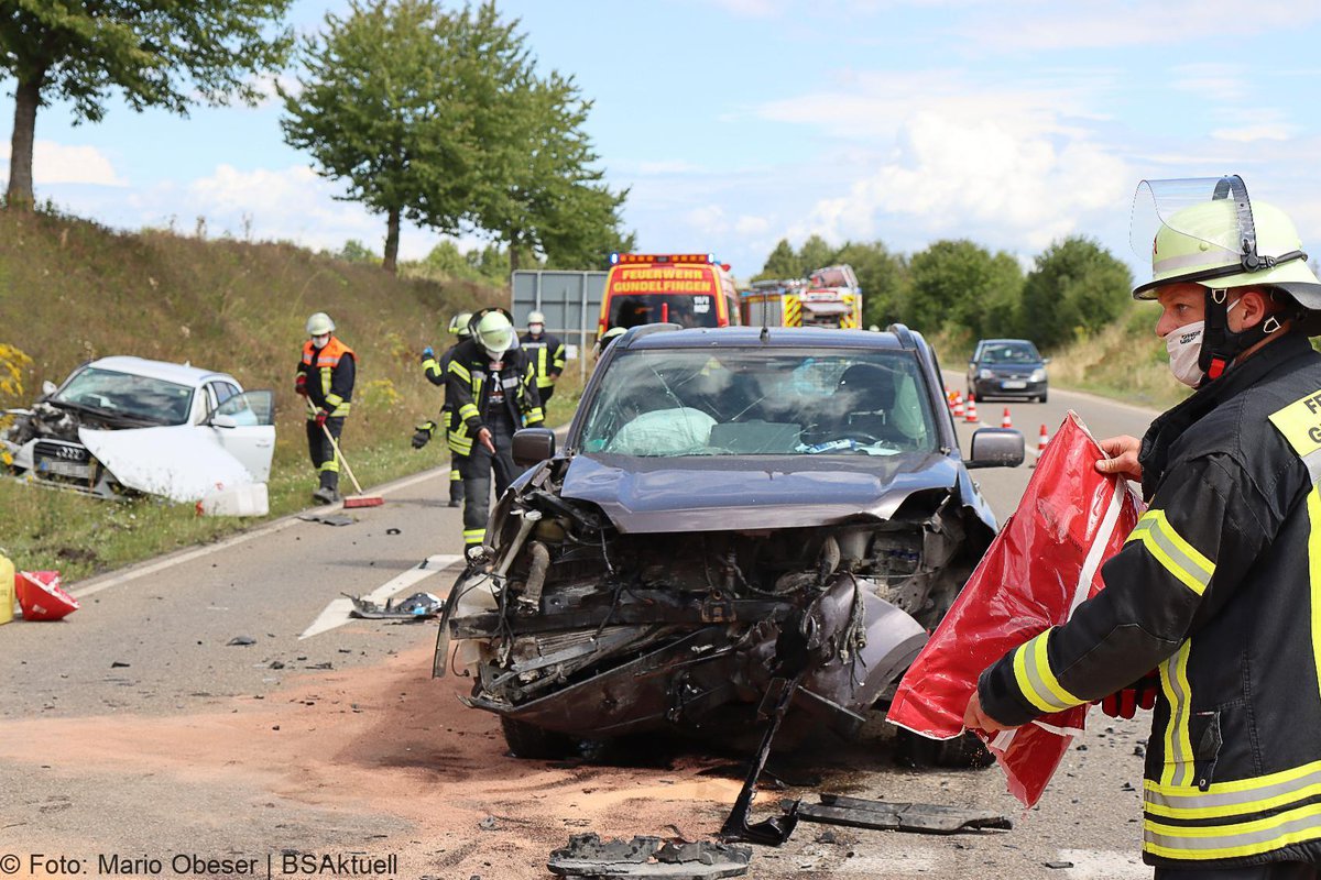 Unfall B16 Lauingen Dillingen 23082020 4