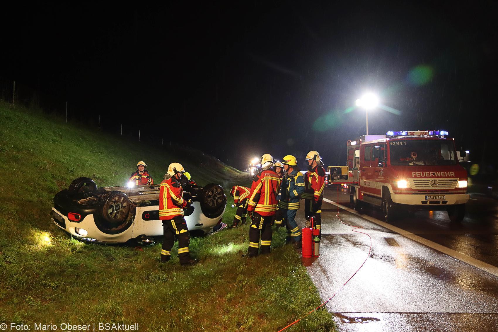 Unfall A8 Burgau Guenzburg 31082020 12