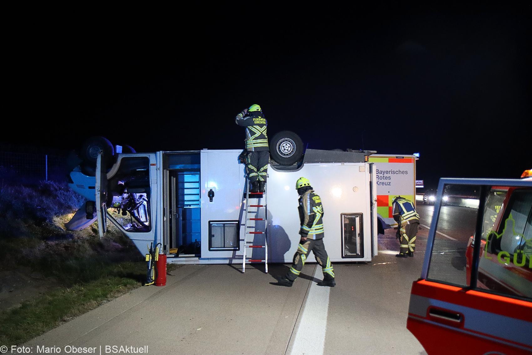 Unfall A8 Guenzburg – Burgau Transporter 16092020 12