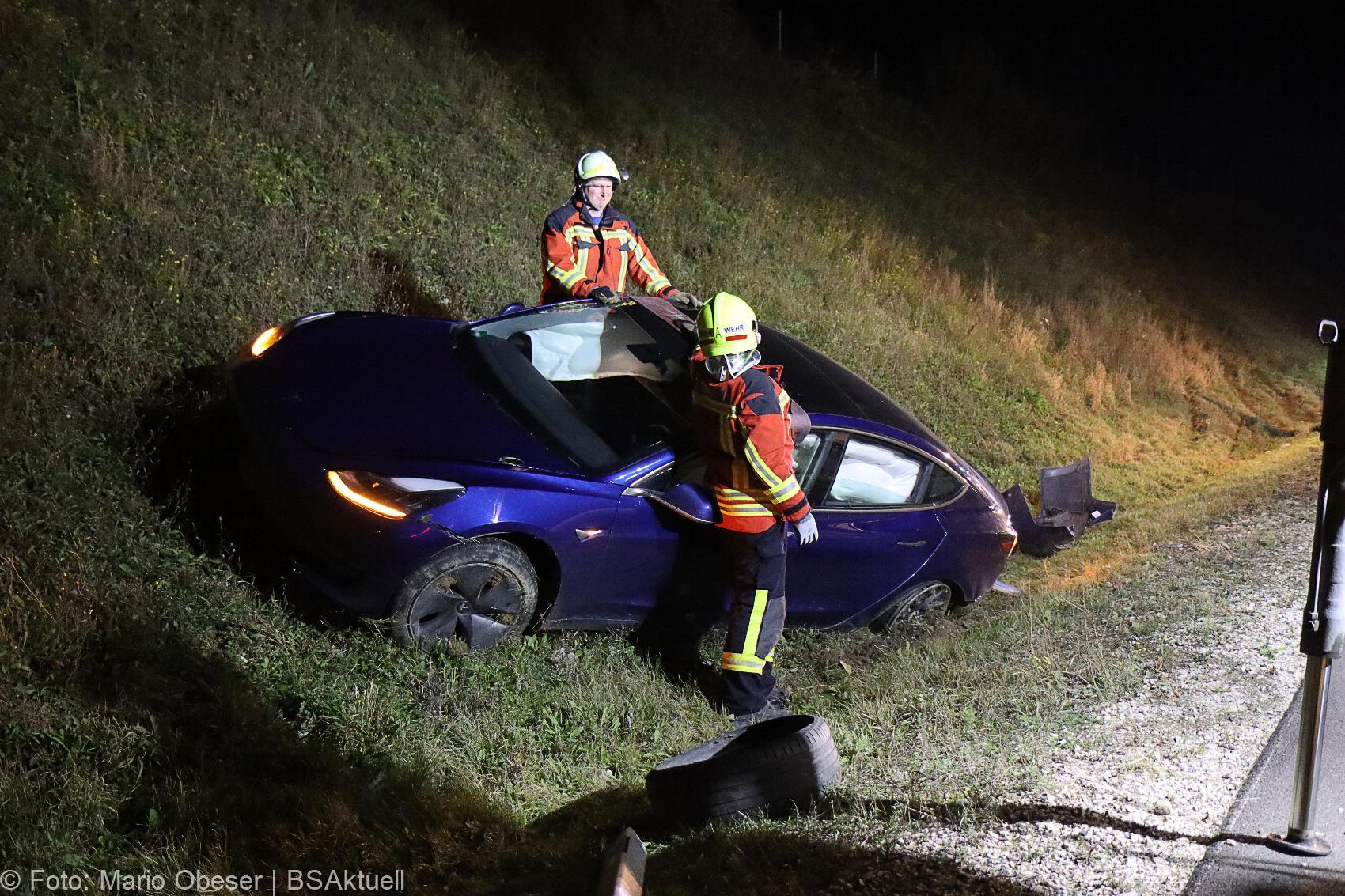Unfall A8 Burgau – Guenzburg 15102020 Tesla 12