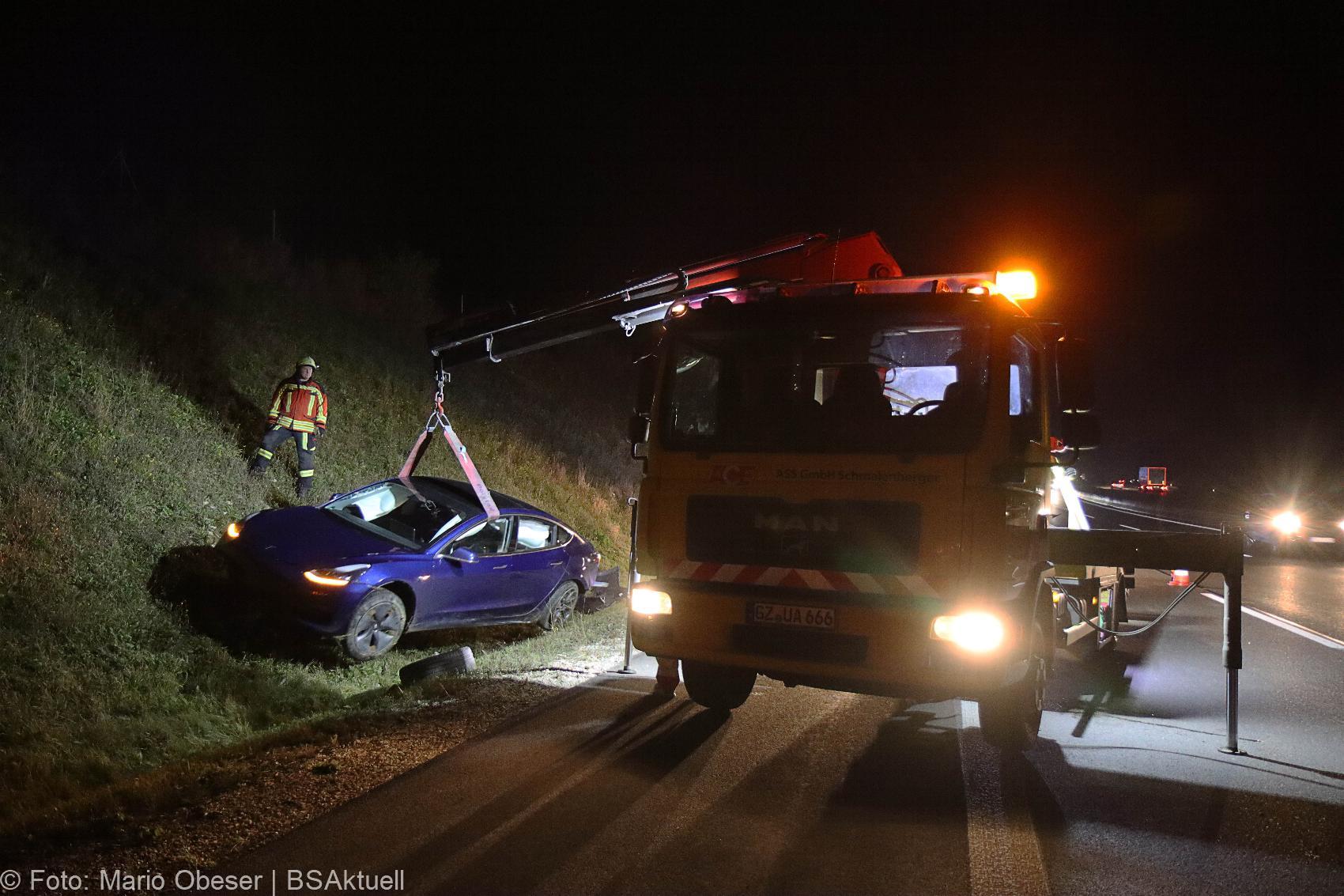 Unfall A8 Burgau – Guenzburg 15102020 Tesla 13