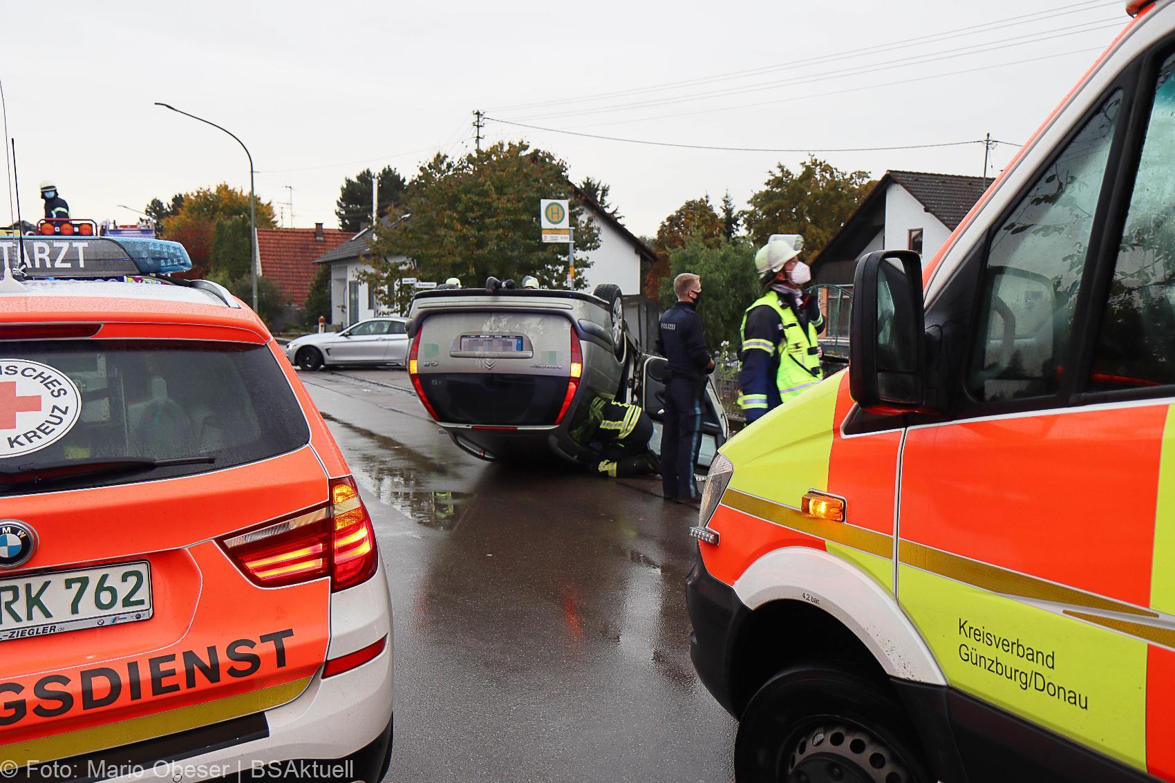 Unfall Echlishausen Pkw ueberschlagen 3