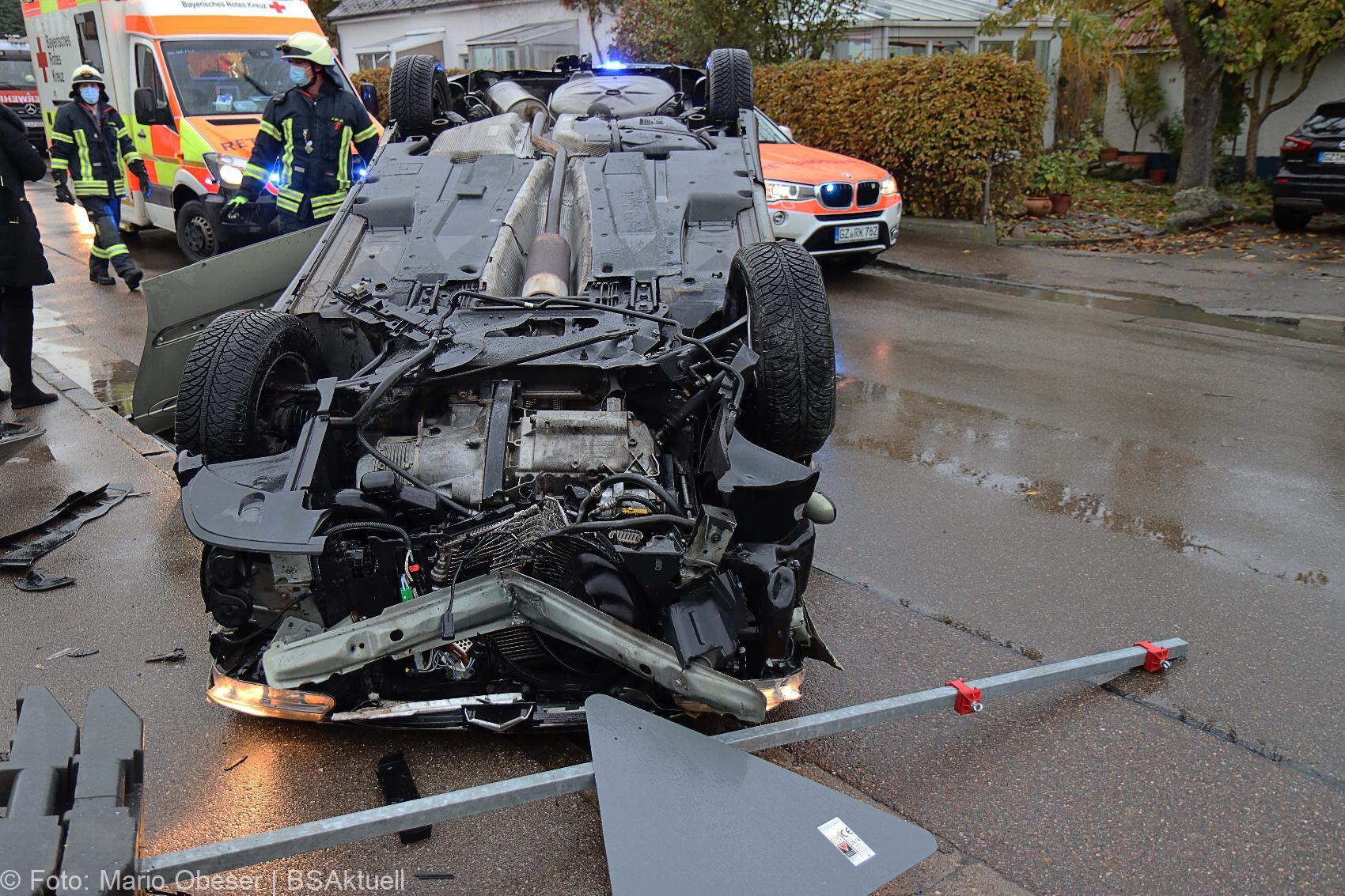 Unfall Echlishausen Pkw ueberschlagen 6