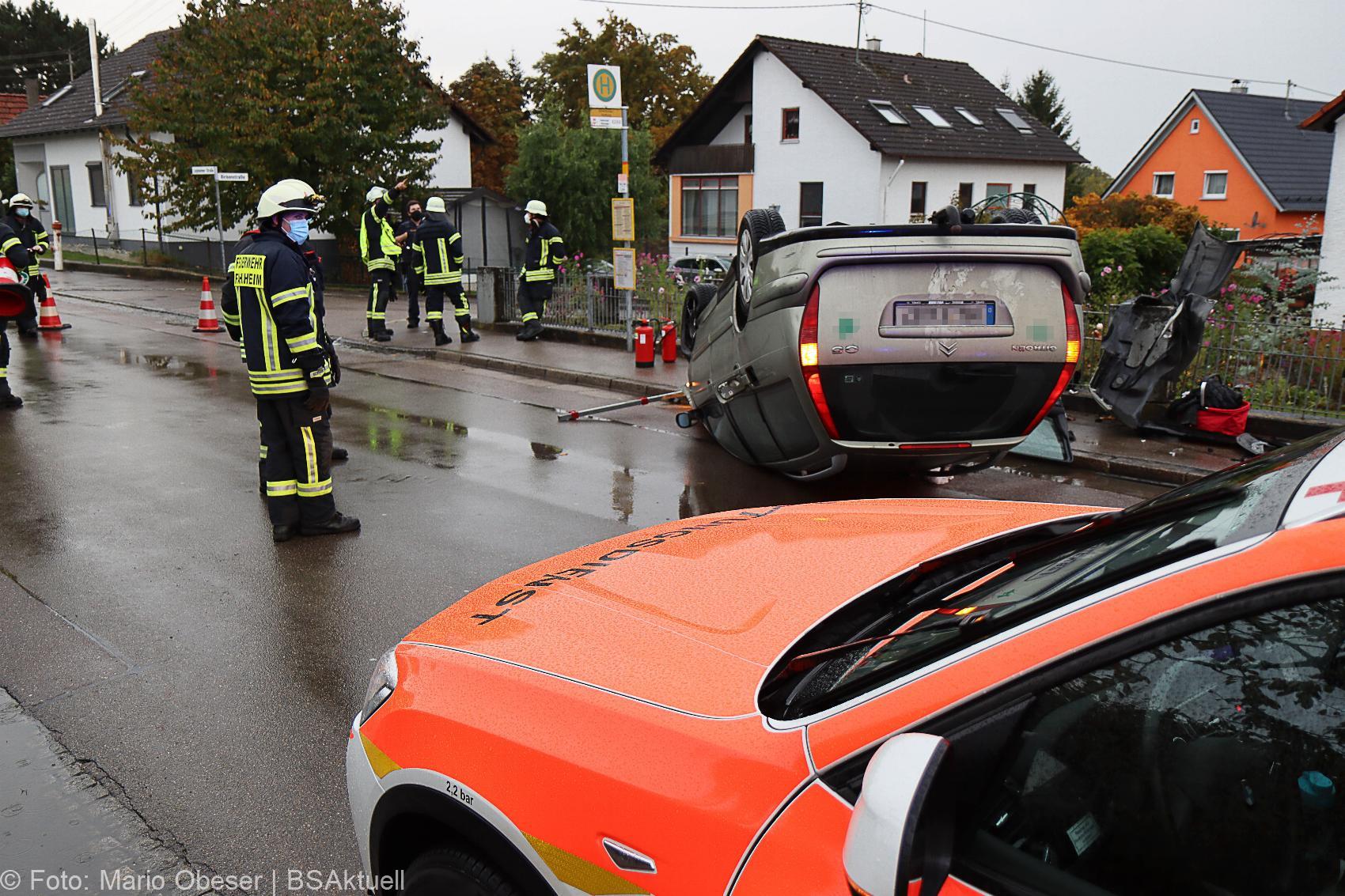 Unfall Echlishausen Pkw ueberschlagen 7