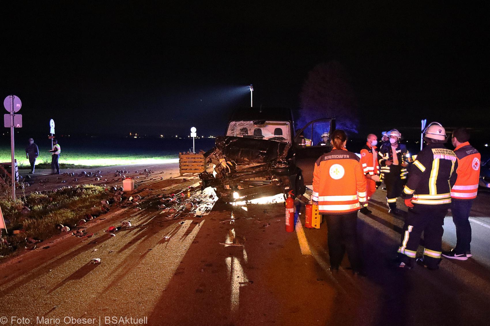 Unfall B16 Gundelfingen Traktor Transporter 02112020 1