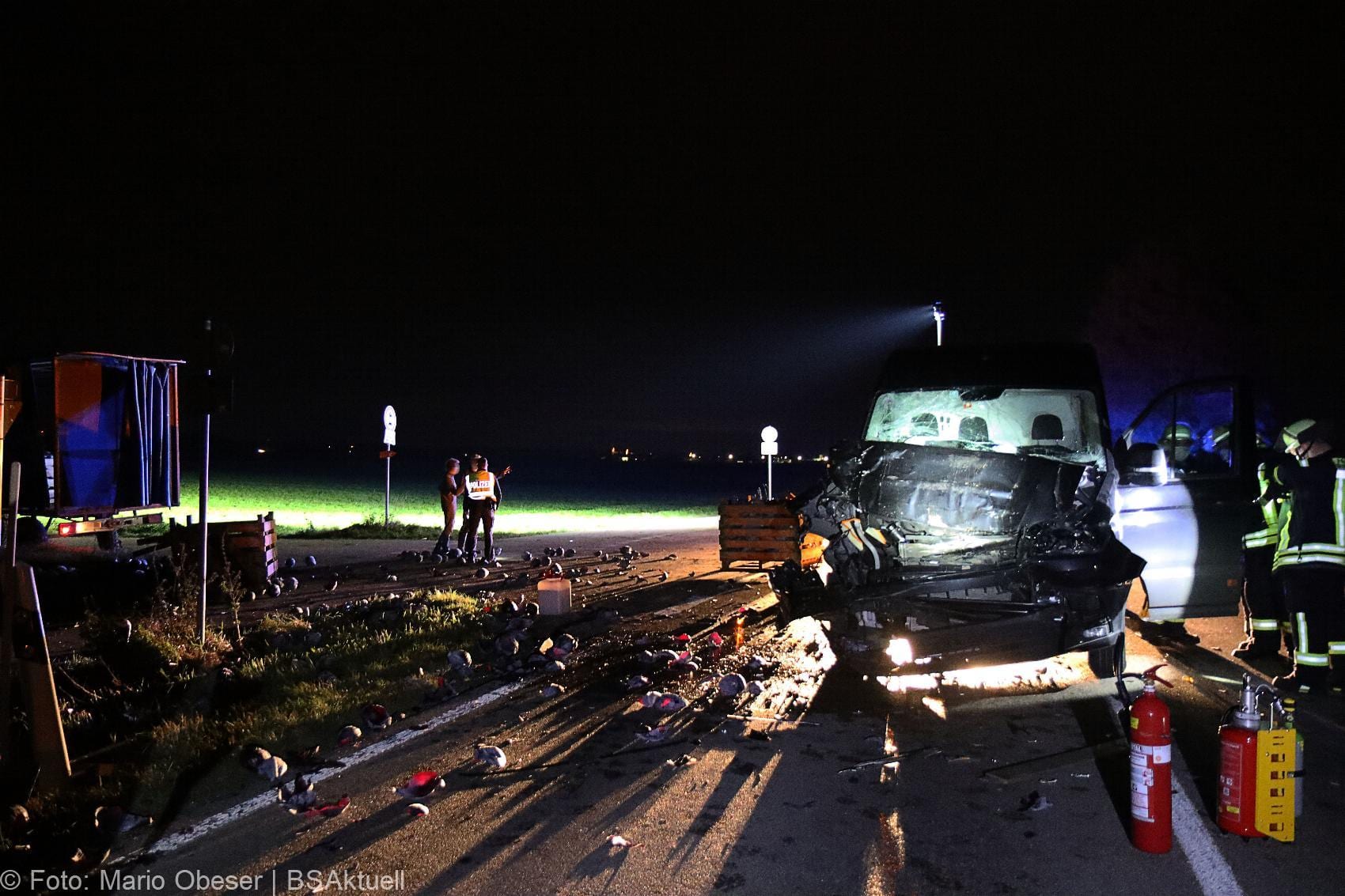 Unfall B16 Gundelfingen Traktor Transporter 02112020 11