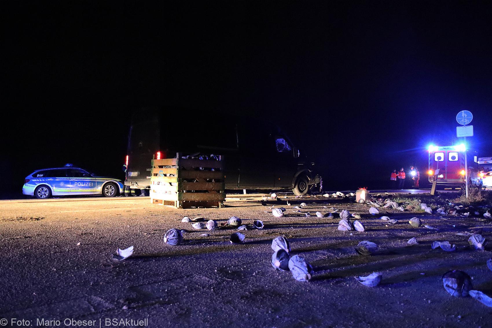 Unfall B16 Gundelfingen Traktor Transporter 02112020 5