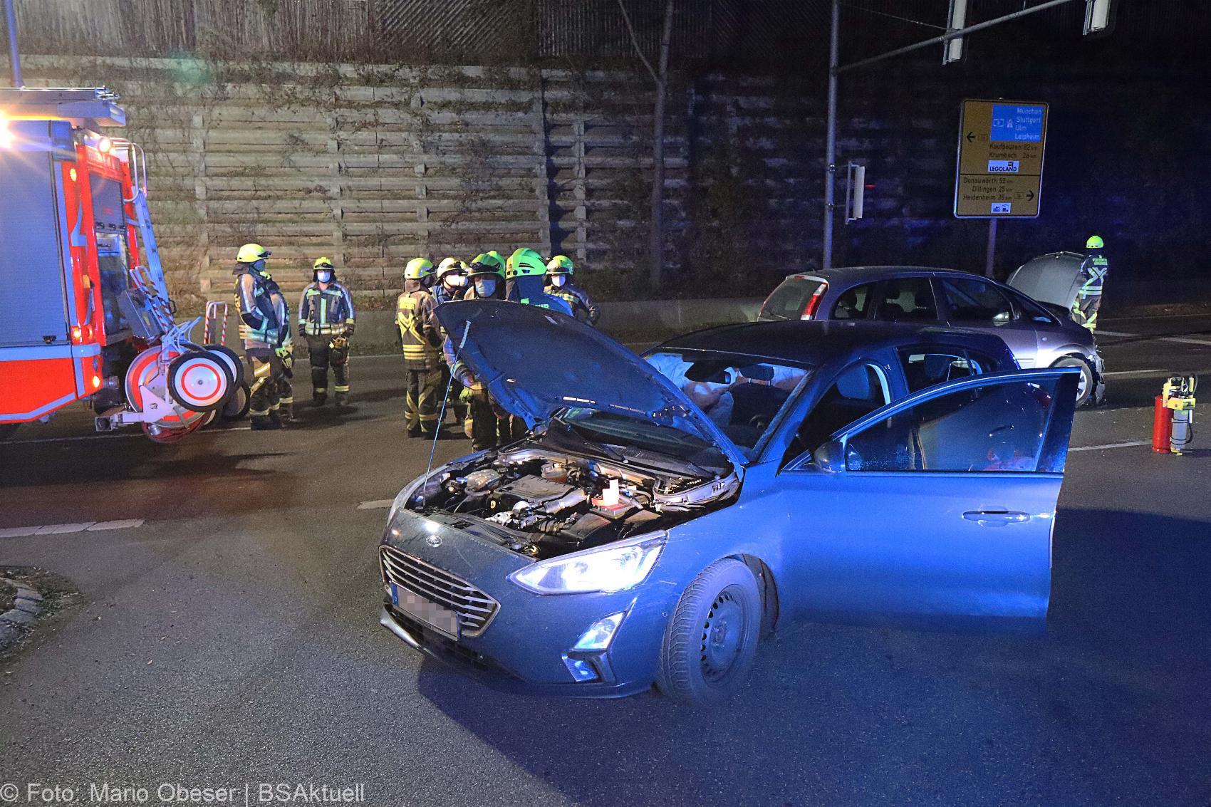 Unfall Guenzburg B16 Polizeiohr 23112020 8