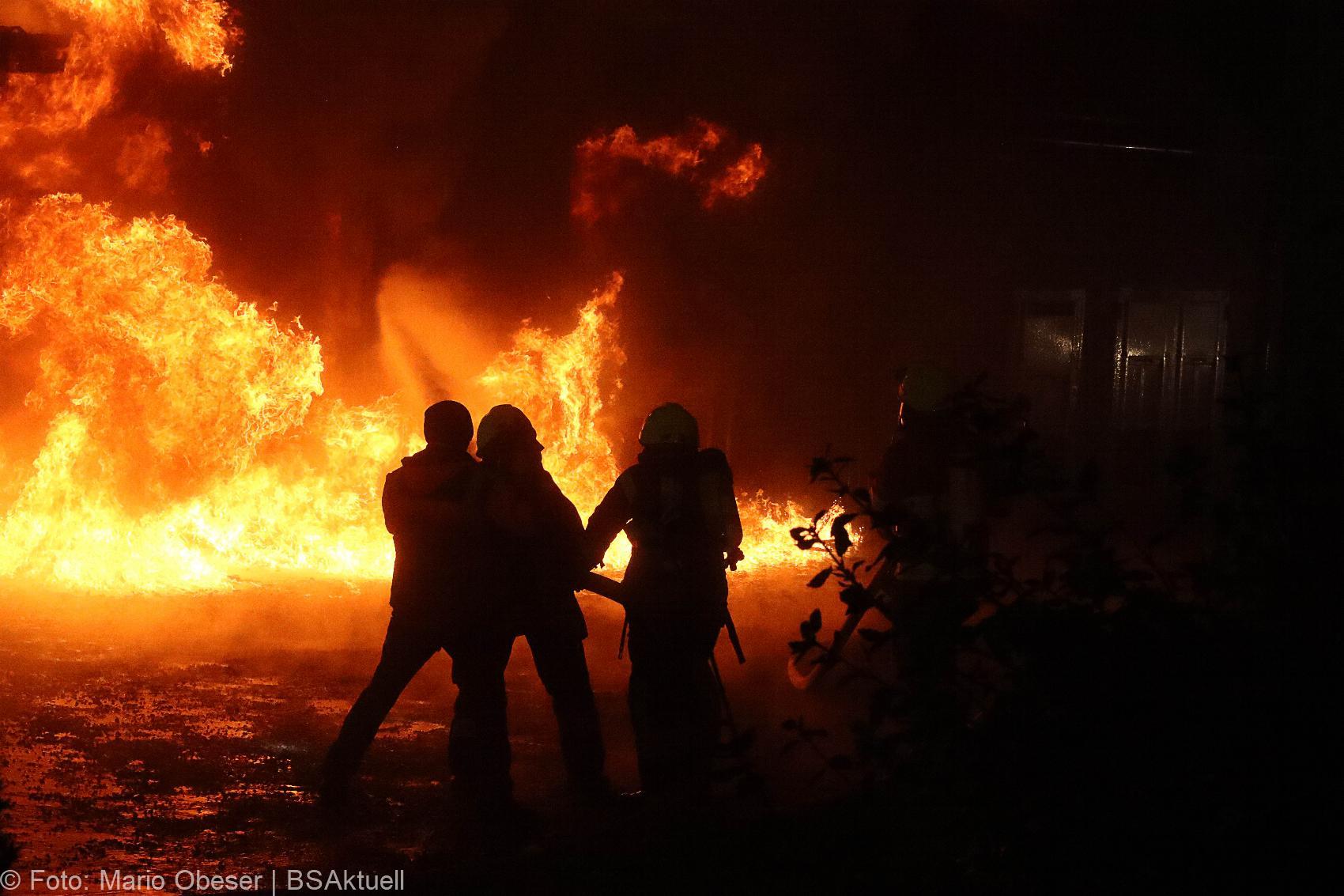 Brand Ebersbach Landwirtschaftliche Halle 17122020 16