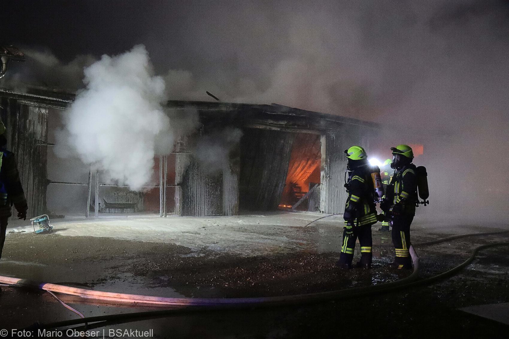 Brand Ebersbach Landwirtschaftliche Halle 17122020 25