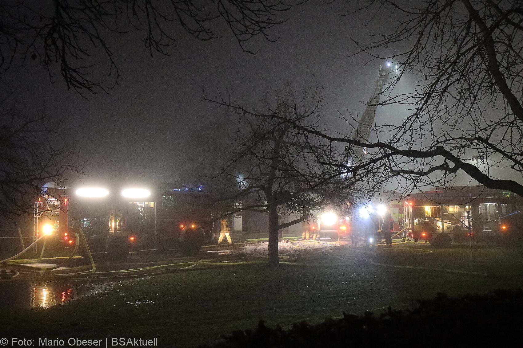 Brand Ebersbach Landwirtschaftliche Halle 17122020 61