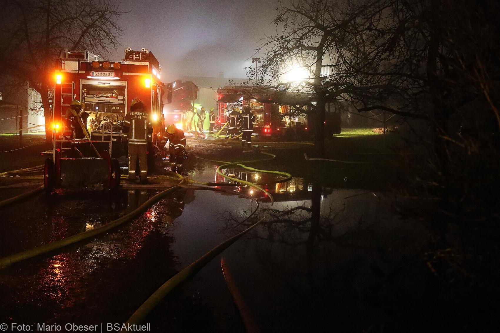 Brand Ebersbach Landwirtschaftliche Halle 17122020 65