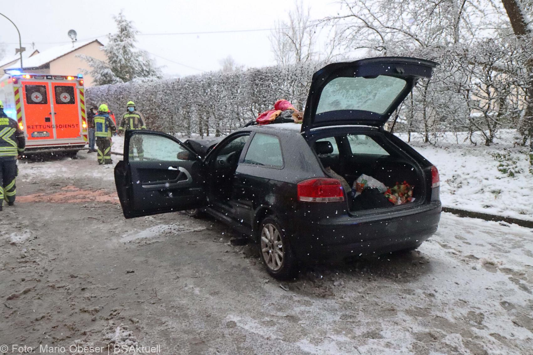 Unfall Denzingen Ichenhauser Strasse 01122020 5