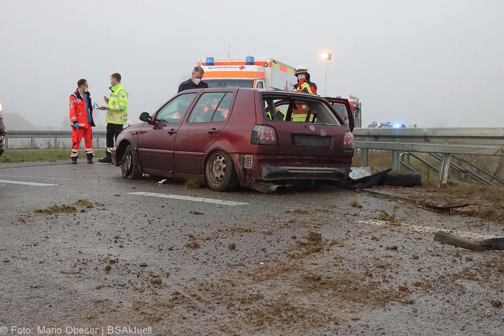Unfall Kreisverkehr Limbach 16122020 14
