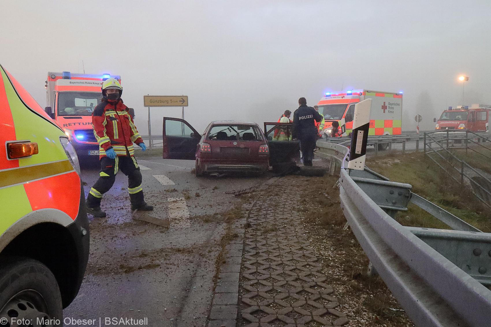 Unfall Kreisverkehr Limbach 16122020 2