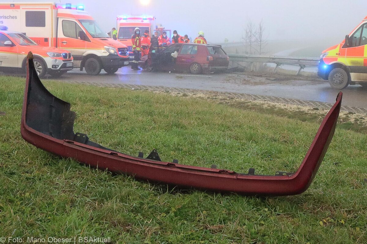 Unfall Kreisverkehr Limbach 16122020 9