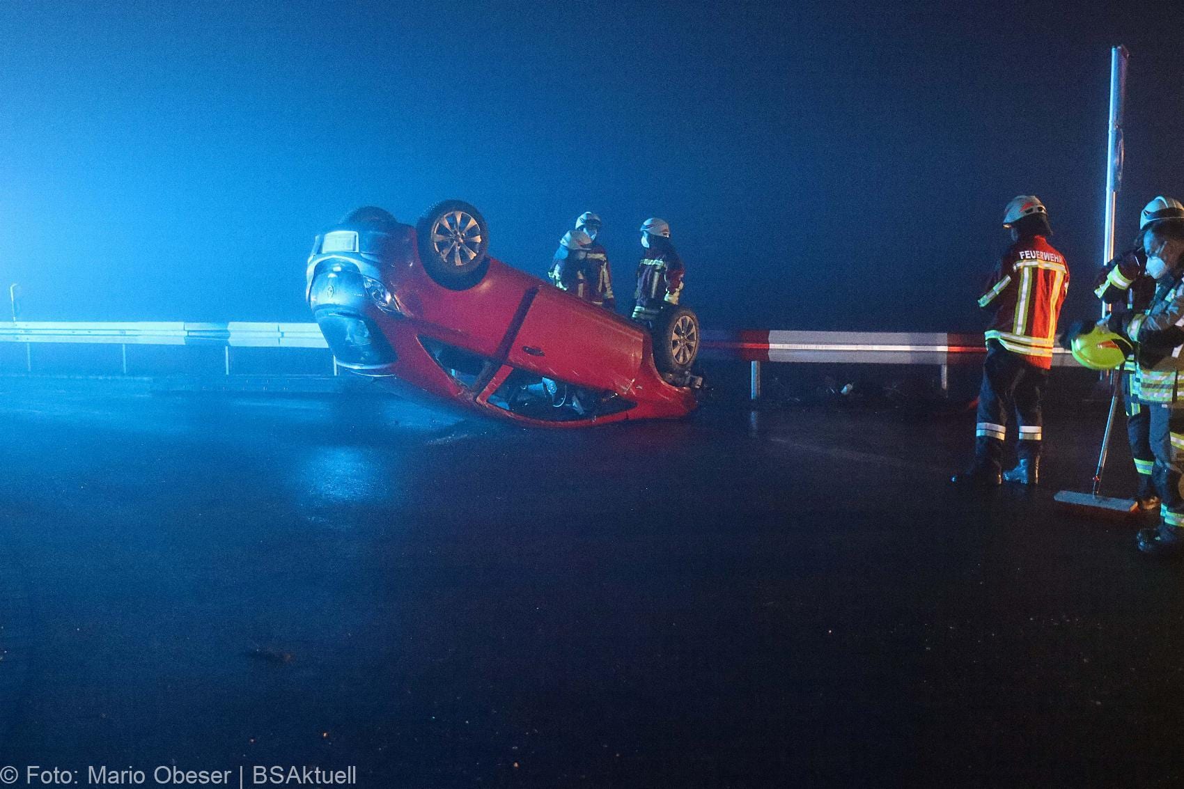 Unfall Limbach Kreisverkehr 19122020 1