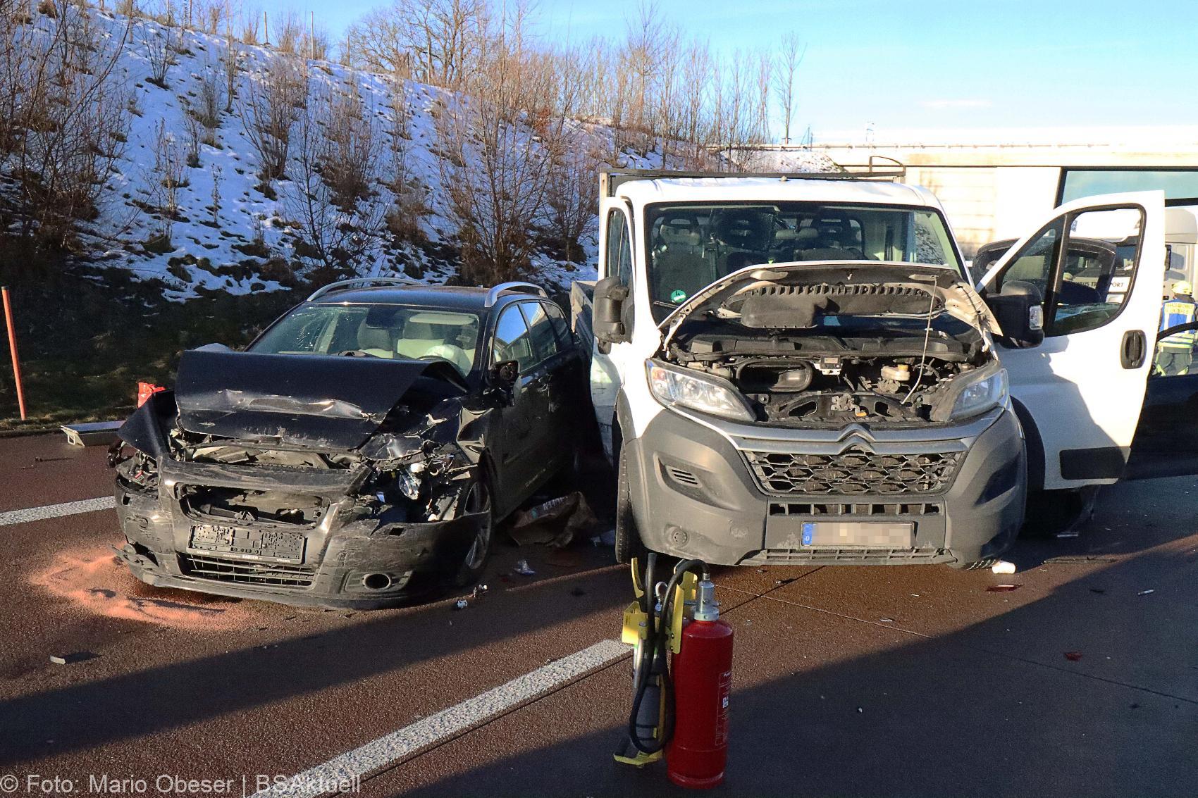 Unfall A8 Unterknöringen 22012021 6