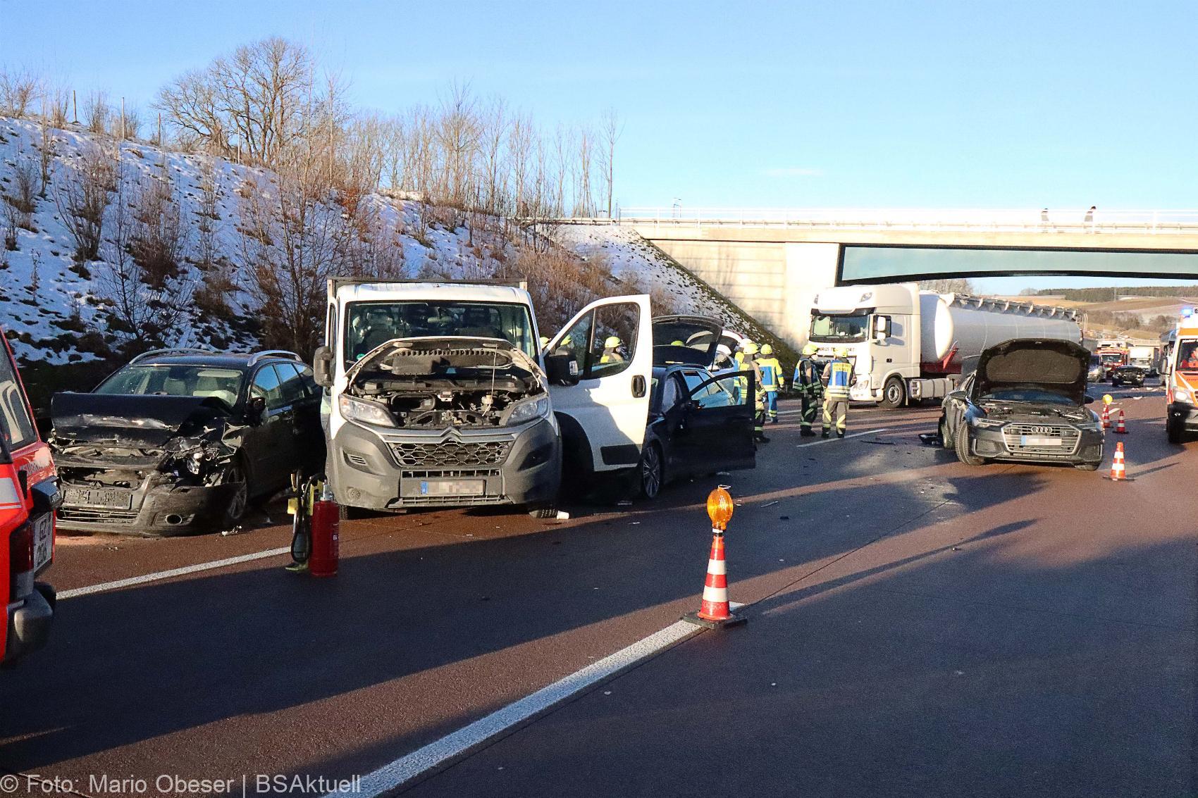 Unfall A8 Unterknöringen 22012021 7