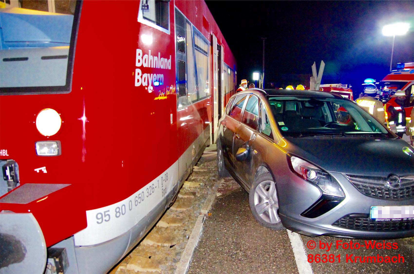 Unfall Zug Pkw Haupeltshofen 04012020 1