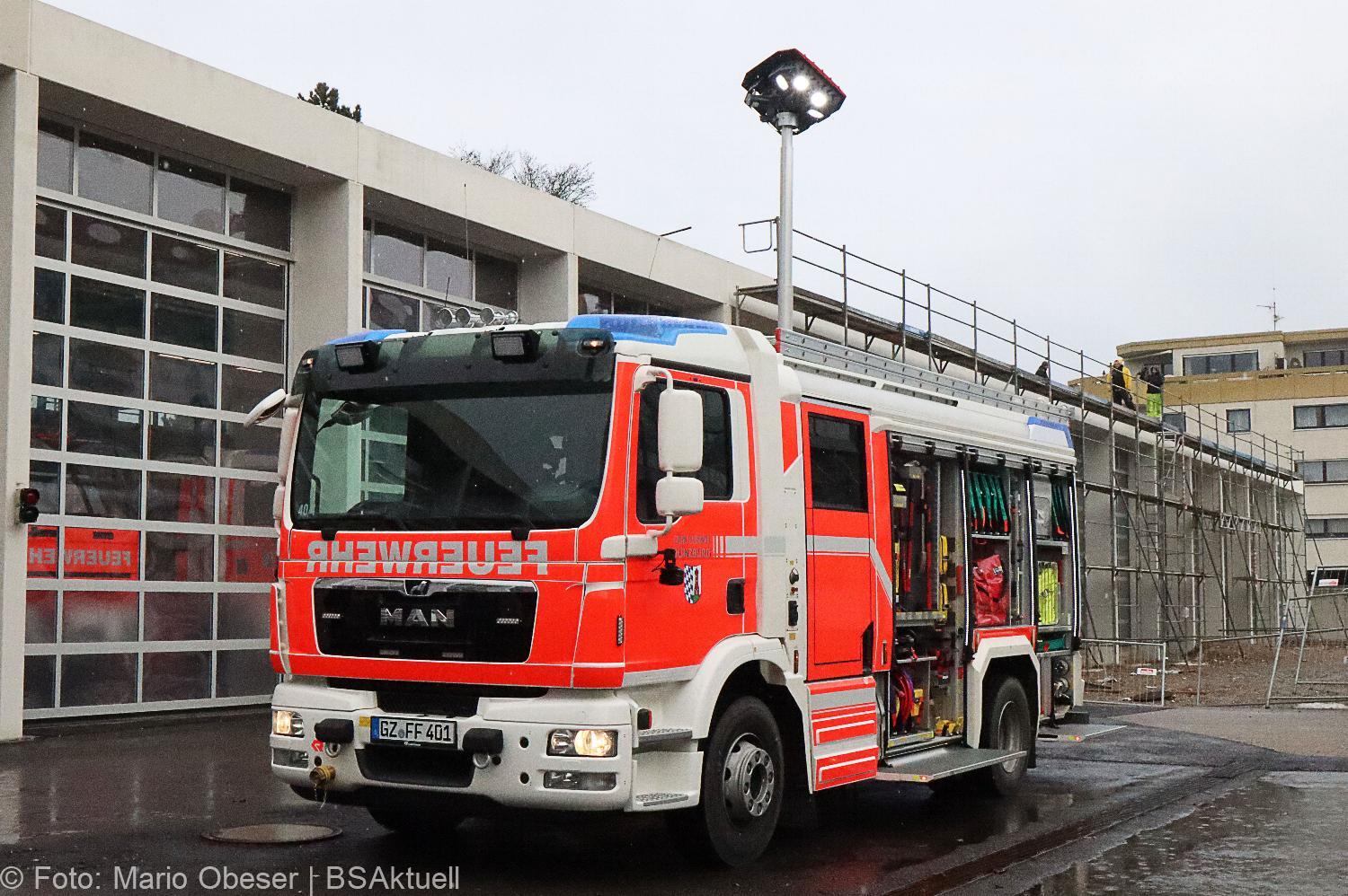 HLF20 Strasse Feuerwehr Guenzburg 2021 5
