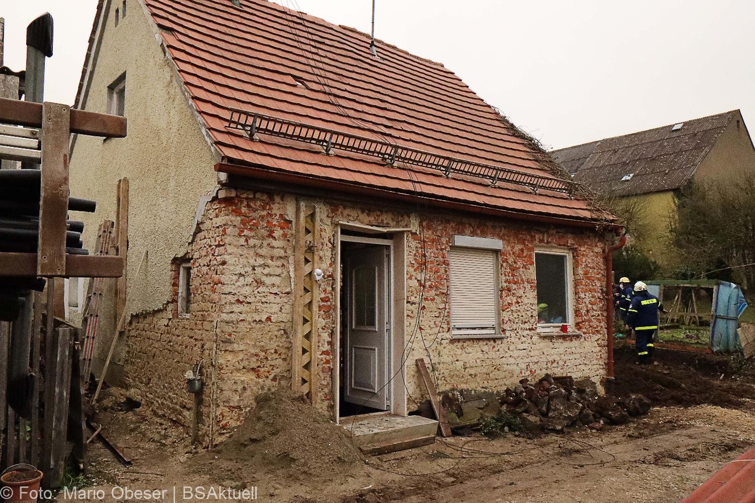 Haus Ichenhausen Mauer eingestuerzt 06022021 10
