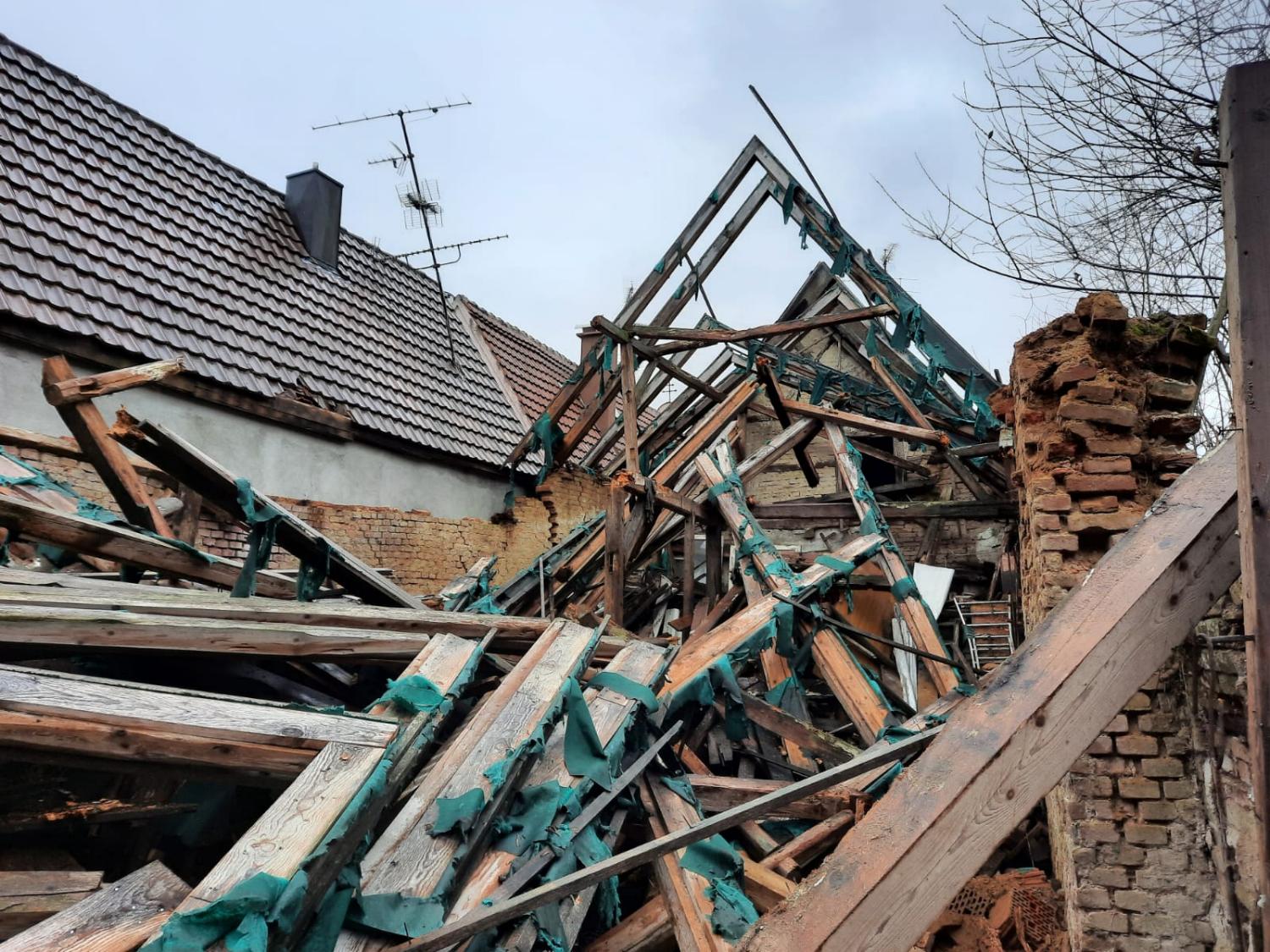 Stadel eingestuerzt Lauingen 03022021 2