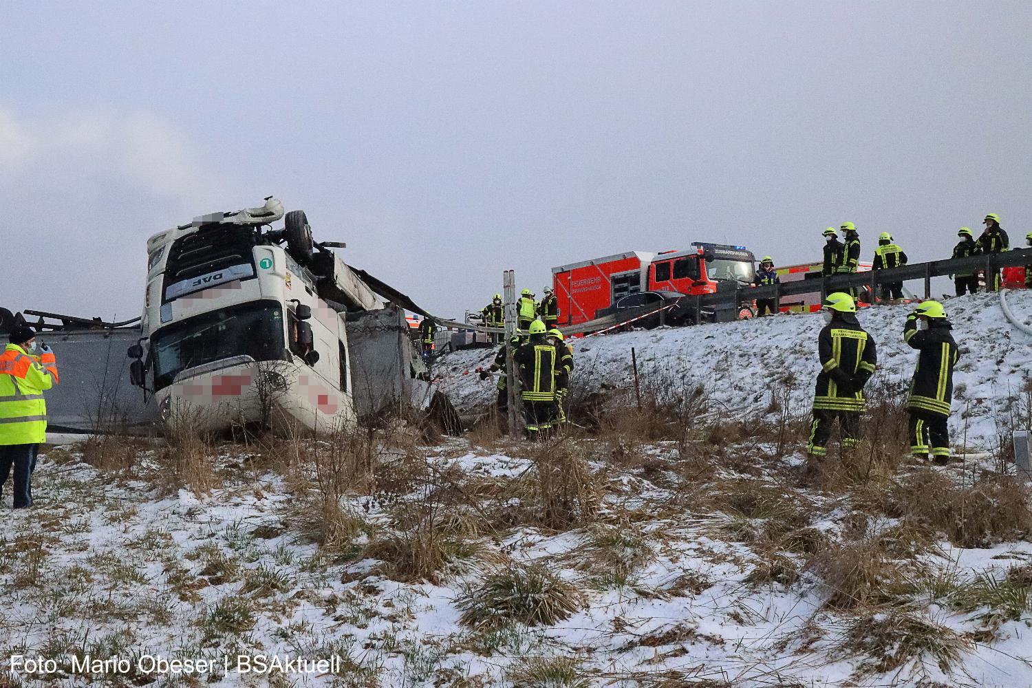 Unfall Lkw Pkw A8 Zus Burgau 19032021 28