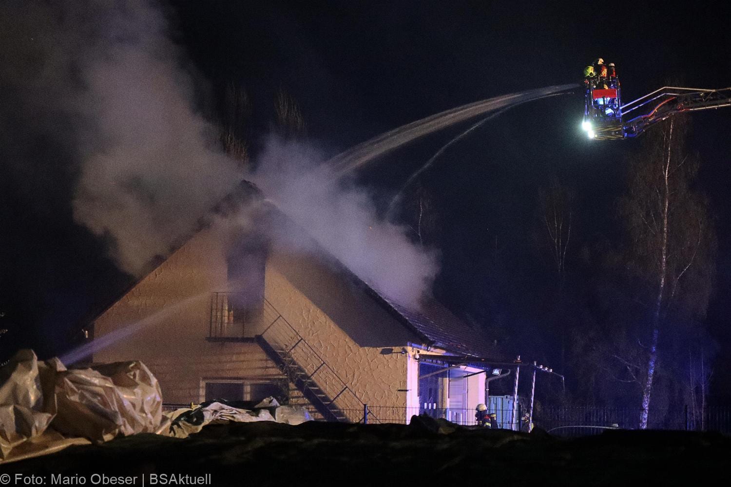 Brand Roefingen Gebaeude 26042021 11