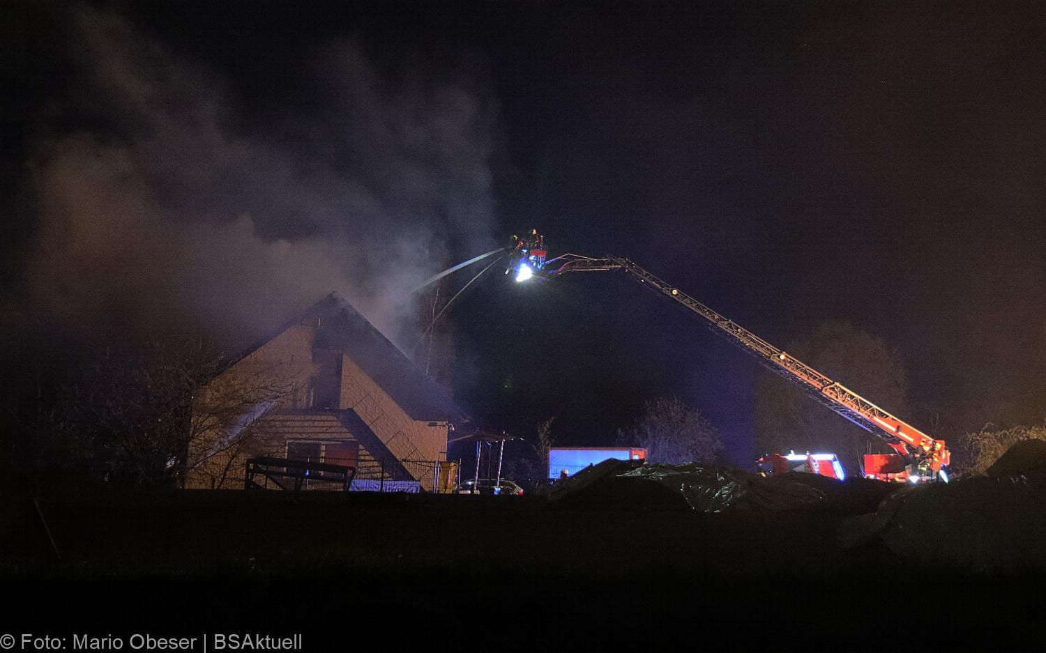 Brand Roefingen Gebaeude 26042021 12