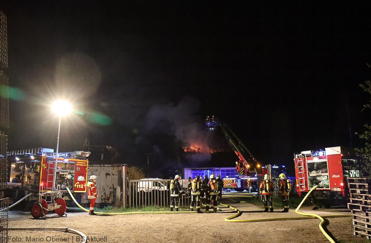 Brand Roefingen Gebaeude 26042021 2