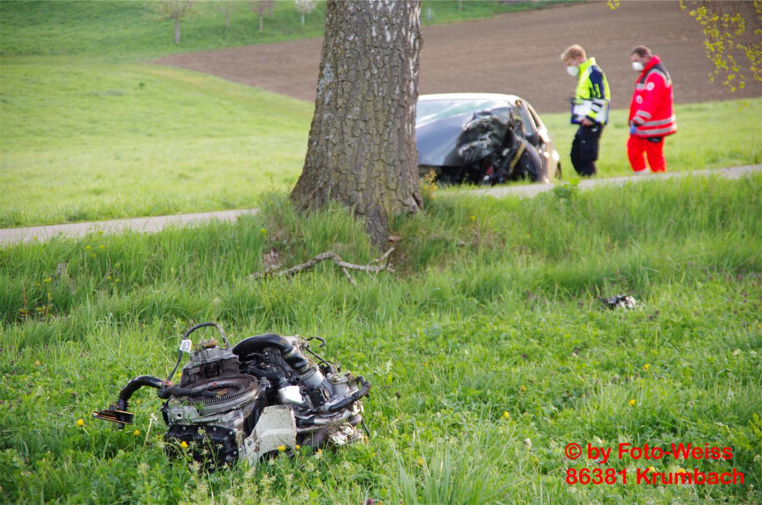 Toedlicher Unfall Pkw Baum Memmenhausen