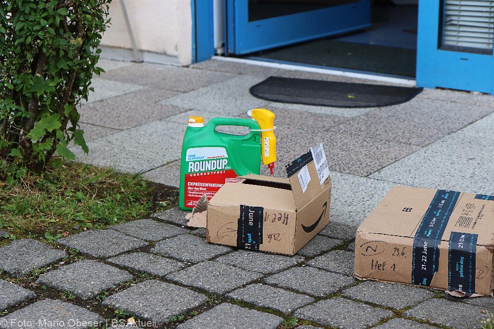 Unbekannte Flüssigkeit Post Günzburg
