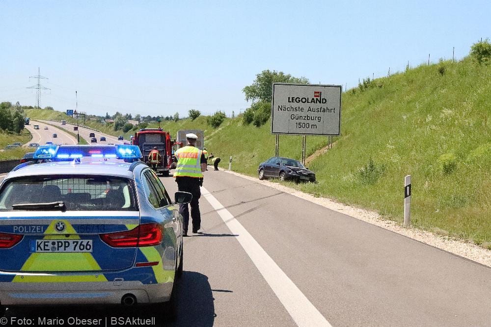 Unfall auf der A8 bei Günzburg