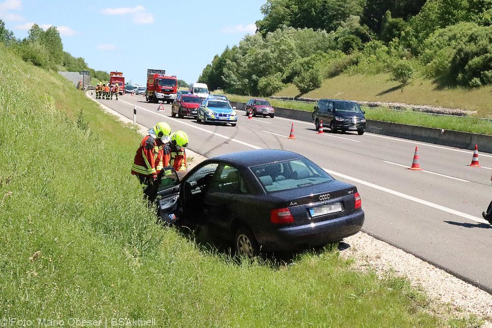 Unfall auf der A8 bei Günzburg