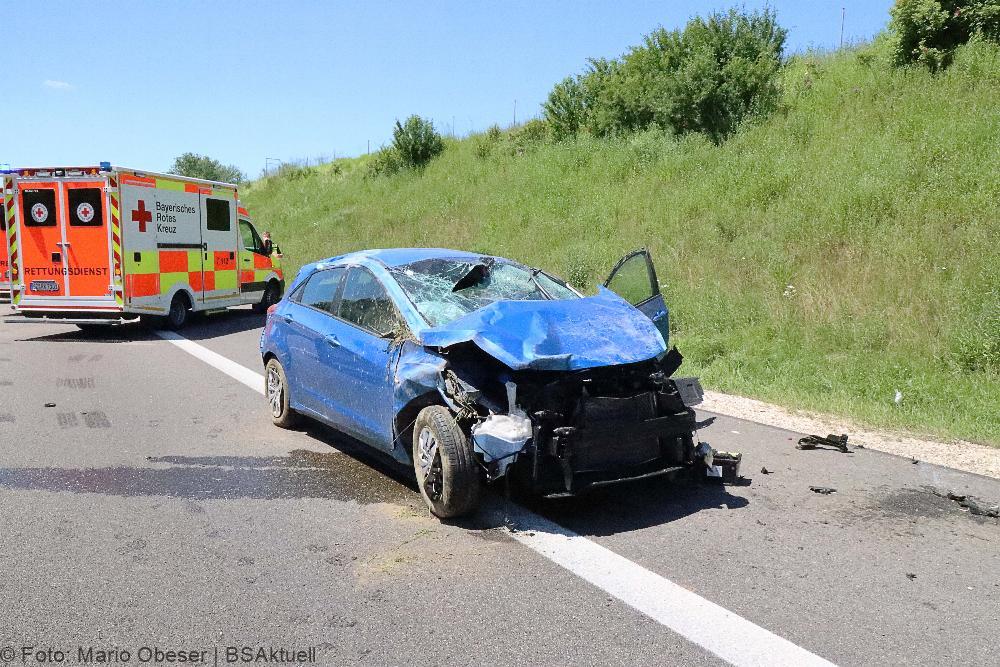 Unfall auf der A8 bei Günzburg