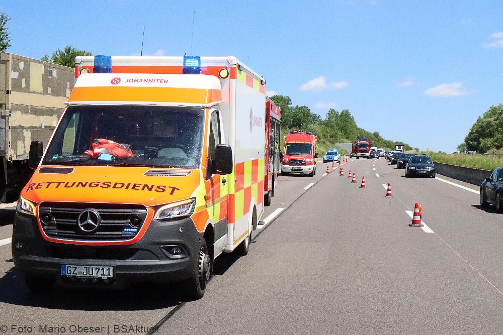 Unfall auf der A8 bei Günzburg