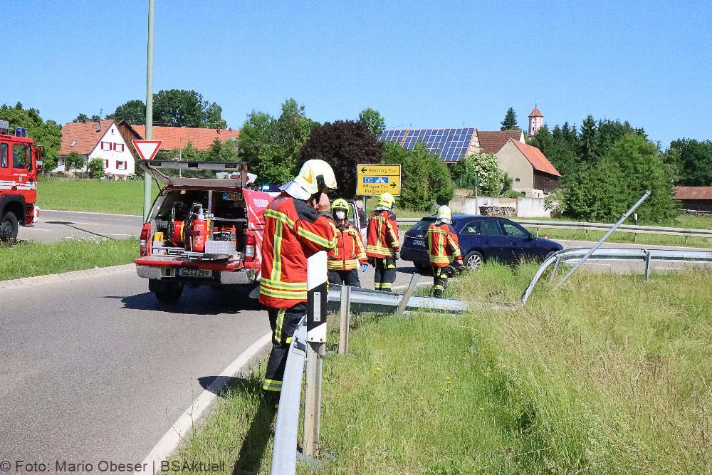 Autofahrerin überschlägt sich bei Unterknöringen