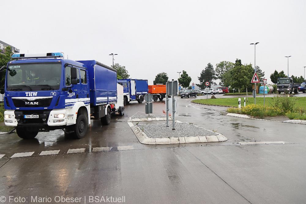 Das THW Günzubrg, Neu-Ulm, Kaufbeuren und Memmingen auf dem Weg zum Hilfseinsatz nach Rheinland-Pfalz
