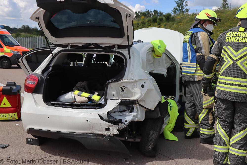 Verkehrsunfall A8 zwischen Günzburg und Burgau am 16.07.2021